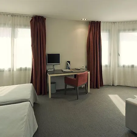 Sercotel Amister Art Hotel 4*