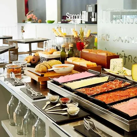 Sercotel Amister Art Hotel