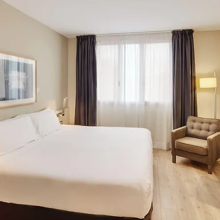 מלון Sercotel Amister Art 4*